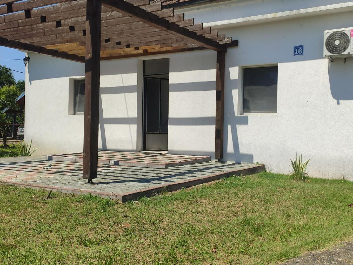 Apartmani Nova Topola Εξωτερικό φωτογραφία